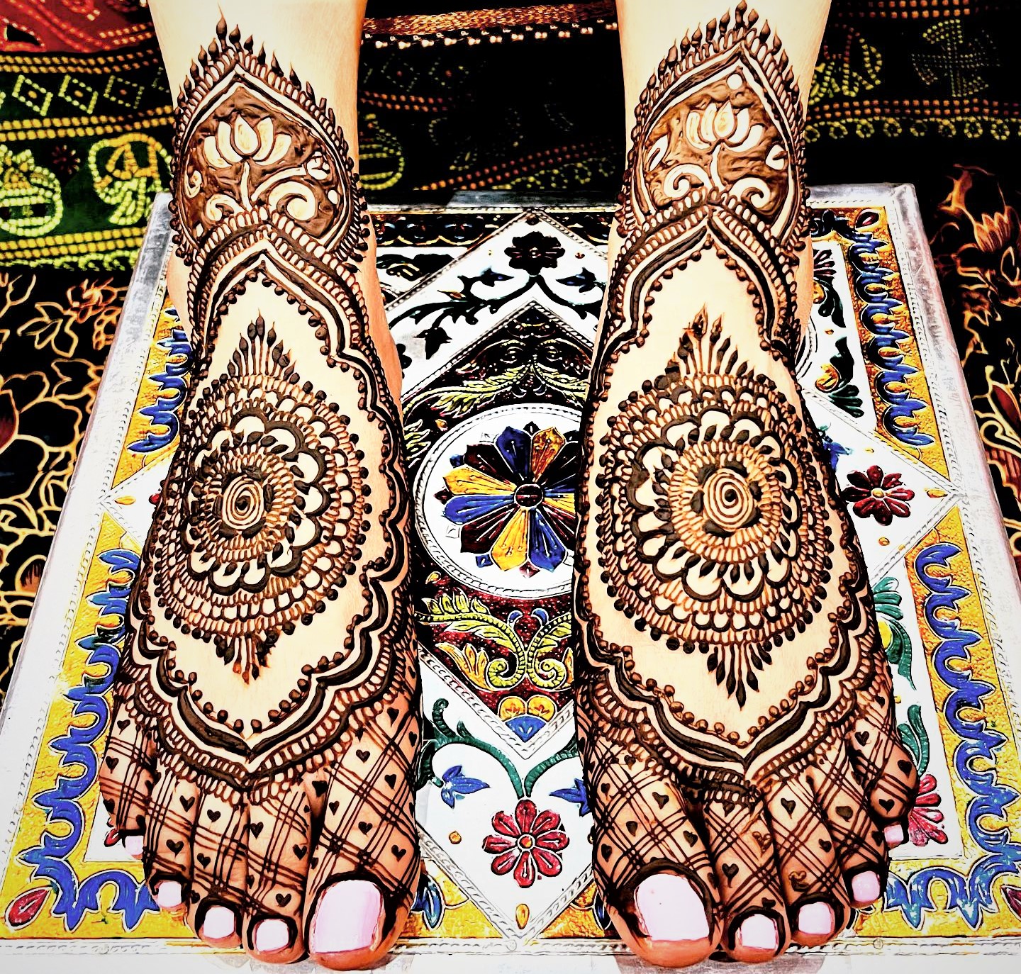 detailed design feet mehndi