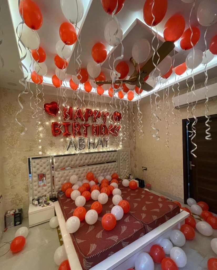 Simple Birthday Room Decoration