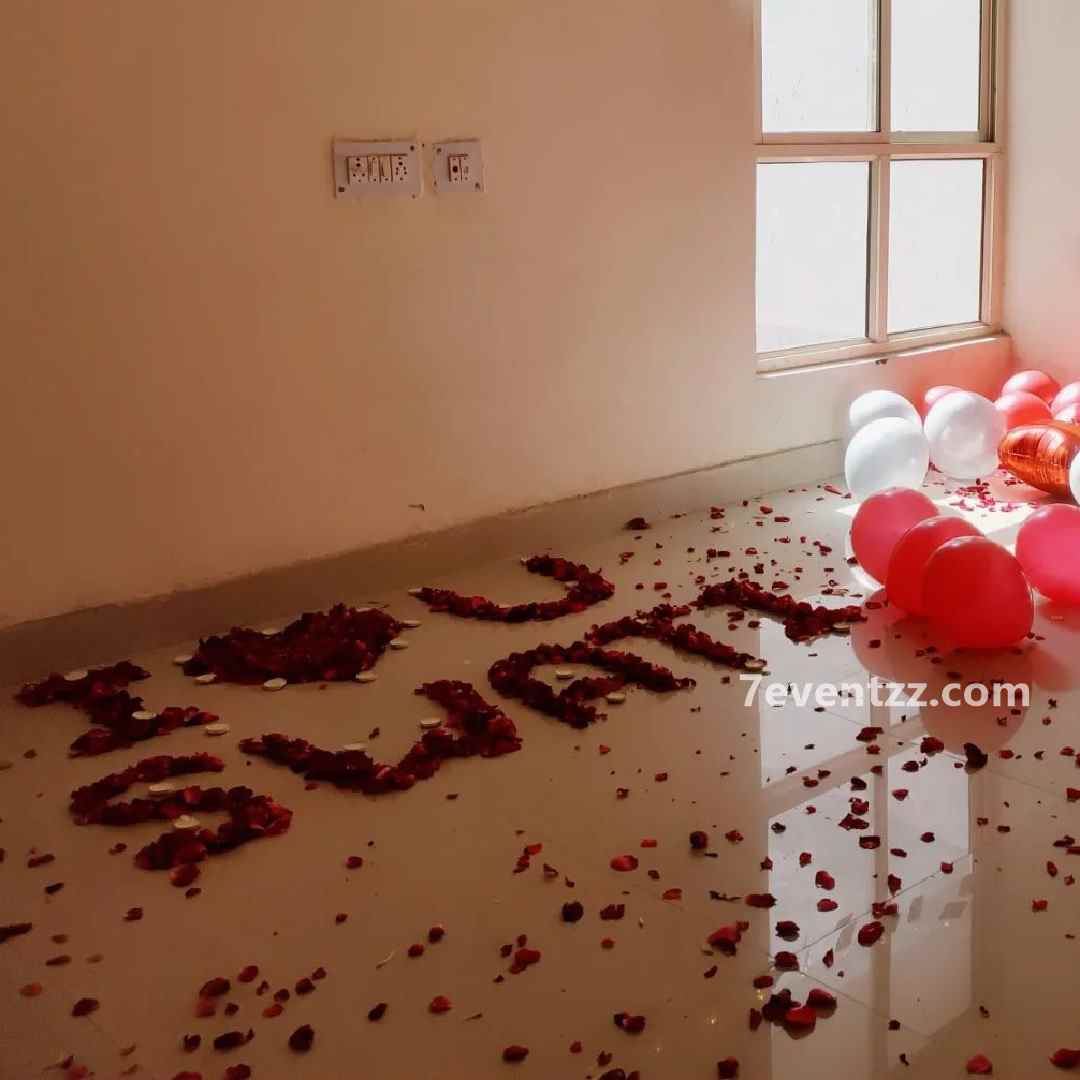 Surprise Valentine Decoration 