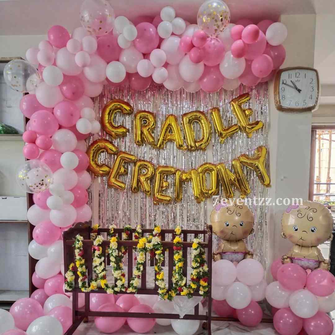 Cradle Balloon Decor 